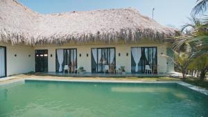 Bazén v ubytování Cosamui Beach House nebo v jeho okolí