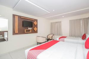 Postel nebo postele na pokoji v ubytování Super Hotel O Ivy Dew Drops