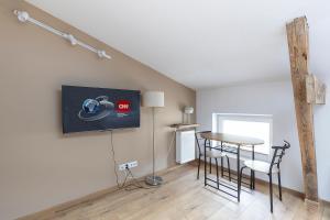 TV a/nebo společenská místnost v ubytování Apartamenty ADM