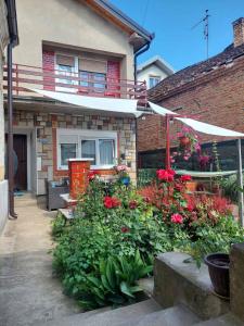Сад в Family House