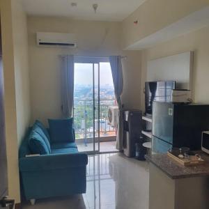 Χώρος καθιστικού στο Two Bedrooms Flat Rent in Depok