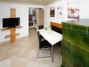 TV o dispositivi per l'intrattenimento presso Valmari Seebungalows