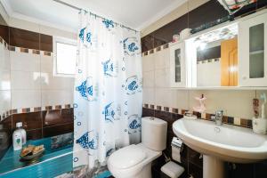 Ένα μπάνιο στο Selami Sea View Apartments +75 φωτογραφίες