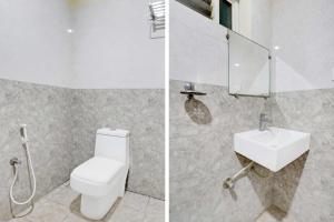 Dos imágenes de un baño con inodoro y lavabo. en Super Collection O Daba Garden Road, en Visakhapatnam