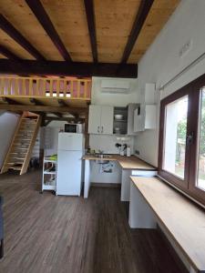 Kuchyň nebo kuchyňský kout v ubytování Nuevo Ecolodge Cabañeros