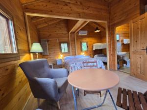 Posezení v ubytování Nuevo Ecolodge Cabañeros