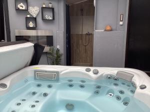 Koupelna v ubytování Relax Apartman