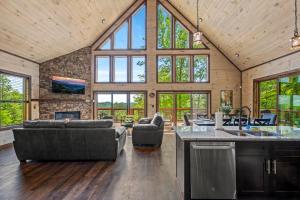 Χώρος καθιστικού στο Kodiak Chalet