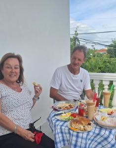 Cibo presso la stanza in casa privata o nelle vicinanze