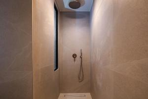 Ένα μπάνιο στο Sea Path IV Chania city center luxury Appartment +18 φωτογραφίες