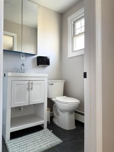 Ένα μπάνιο στο 15 mins to NYC-Great Apartment Great for Family +6 φωτογραφίες