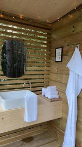 Fotografie z fotogalerie ubytování Nordom tent glamping sweden v destinaci Väring