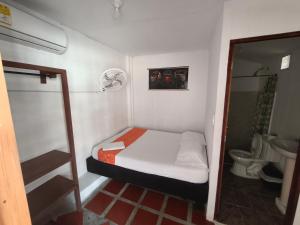 Cabaña Gaia Rodadero的一间浴室