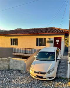 Το κτήριο όπου στεγάζεται  η παραθεριστική κατοικία