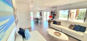 A seating area at Villa Views Can Funtasa II