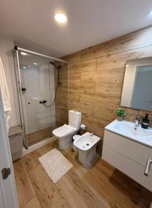 Ένα μπάνιο στο Apartamento en la Parada 18 de la Mansa - Edificio Mansa Inn I Residence