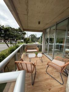 Μπαλκόνι ή βεράντα στο Apartamento en la Parada 18 de la Mansa - Edificio Mansa Inn I Residence