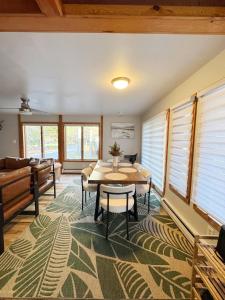 Gallery image of Hot Tub + Prime Location Chalet in Pocono Summit