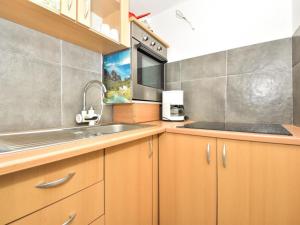 Gallery image of Apartments Robi & Kristina - One Bedroom Apartment with Sea View A1 in Benkovac