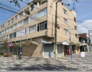 Το κτήριο όπου στεγάζεται  το διαμέρισμα