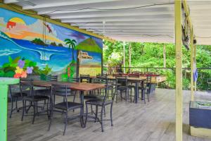 Restaurace v ubytování Manuel Antonio Hostel