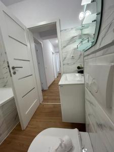 Ένα μπάνιο στο Pitters Home Șelimbăr-Sibiu