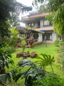 Aed väljaspool majutusasutust Cherry Garden Pokhara