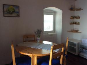 Fotografie z fotogalerie ubytování Apartman Ustrine v destinaci Ustrine + 11 fotografií