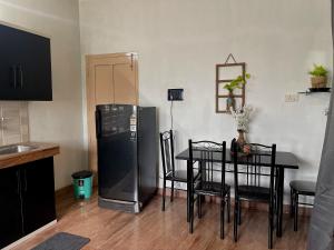 Kuchyň nebo kuchyňský kout v ubytování SJ Properties