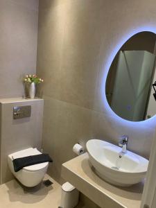 luxury studios & apartments Athanasias的一间浴室
