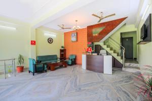 Posezení v ubytování Super Hotel O Raghukul