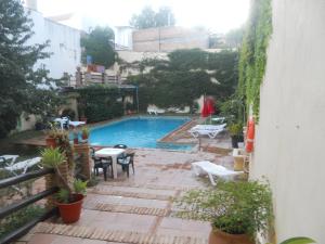 Bazén v ubytování Hotel Paris nebo v jeho okolí
