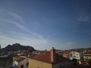 Ảnh trong thư viện ảnh của Kostas Studios Apartments - Ενοικιαζόμενα δωμάτια με κουζινάκι ở Mirina