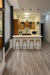 Una cocina o cocineta en Trendy, Liverpool City Centre Escape