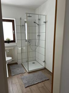 Ένα μπάνιο στο Ferienwohnung am Wendelstein +5 φωτογραφίες