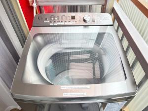 寝屋川市にある一棟貸しの宿 貸別荘 寝屋川ハウス NEYAGAWA HOUSE! for up to 10 people, 3 min walk from Keihan Kayashima Station, 京阪電車 萱島駅から徒歩3分, キーボックスの暗証番号はご予約後に宿からのメッセージ欄にてご確認下さい,のギャラリーの写真