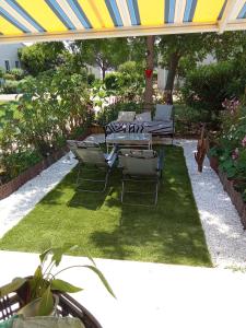 Zahrada ubytování Maison coquette camarguaise