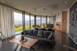 Klettasel Villa by Ourhotels休息區