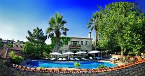 The swimming pool at or close to Hunnap Han Még 27 kép
