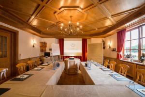 Fotografie z fotogalerie ubytování Hotel Restaurant Vinothek LAMM v destinaci Bad Herrenalb