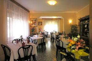 Restaurace v ubytování Pensione Giardino + 9 fotografií