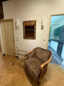 Χώρος καθιστικού στο Presidential Suite by Milochev