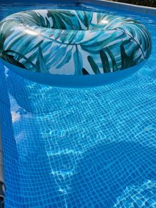 The swimming pool at or close to Cuorematto
