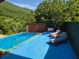 Πισίνα στο ή κοντά στο Kuća za odmor RAJ +19 φωτογραφίες