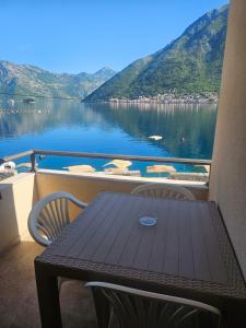 Fotografie z fotogalerie ubytování Apartmani Račeta v destinaci Kotor