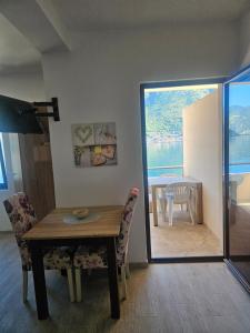 Fotografie z fotogalerie ubytování Apartmani Račeta v destinaci Kotor + 14 fotografií