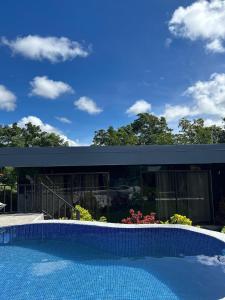 Bazén v ubytování Residencia Esmeralda nebo v jeho okolí