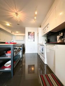 Gallery image of Comfort Iceboat Suites Lakeview & Free Parking in Toronto