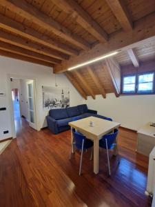 Posezení v ubytování Hotel Raibl e Appartamenti