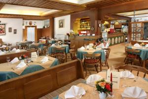 Restaurace v ubytování Kirchenwirt + 31 fotografií